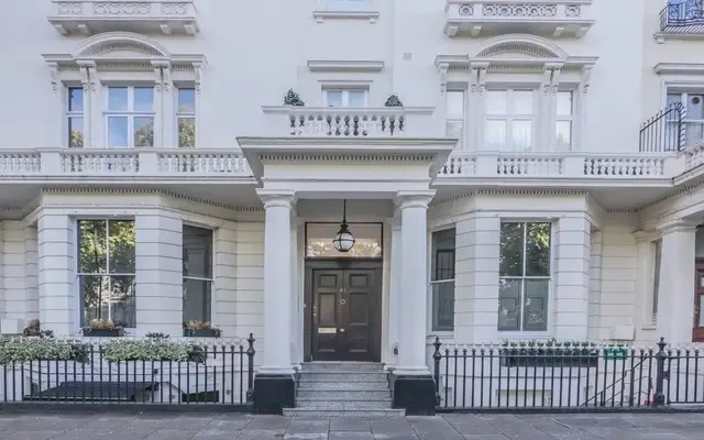 Cromwell Road 9713# 2