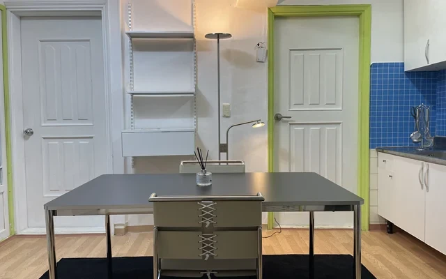 #72 Shinchon, Two-Bedroom Apartment with Furniture 0