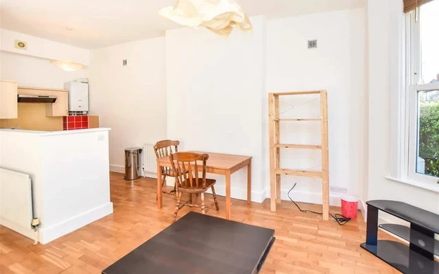 LH-Devonshire Road - London student accommodation