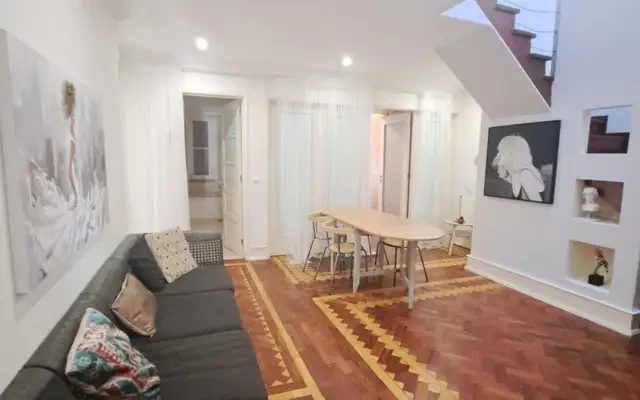 Snug Twin Bedroom Not Far From Arroios Metro Station 4