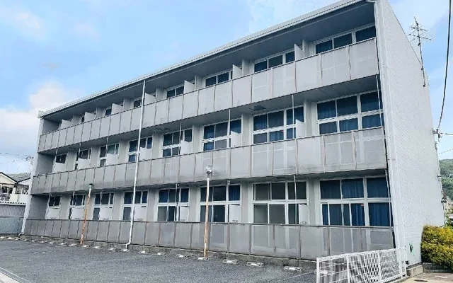 レオパレスヴィラ 0