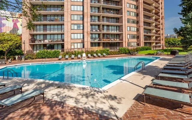 Crystal Place Apartments 1