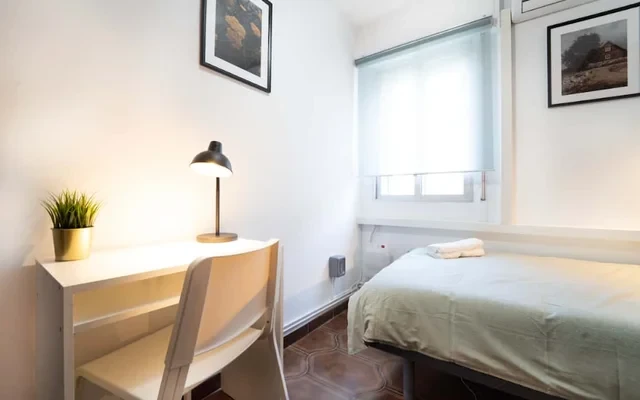 Av. del Cardenal Herrera Oria, 248 2º B 1