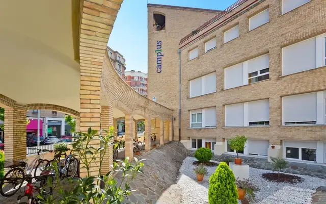 Camplus Pamplona La Campana 0