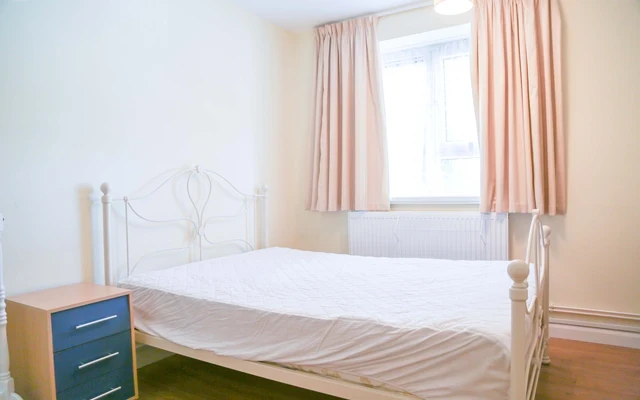Entire Place·3B···15 South Street 1