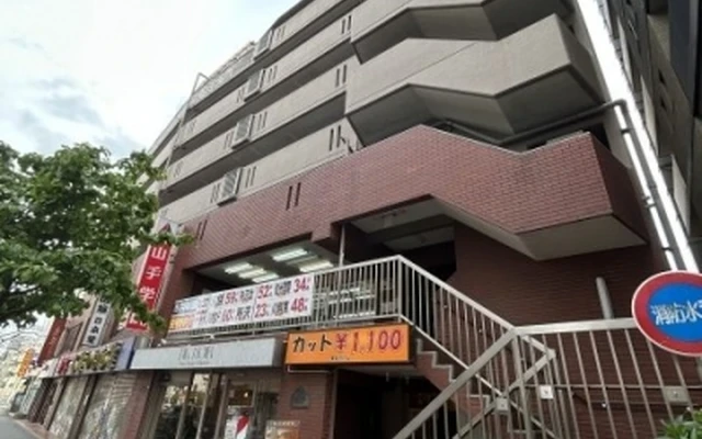 LT-Olympus Niiza and Shiki – Studentenunterkunft in Saitama Stadt
