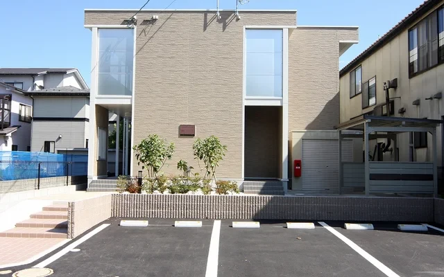 レオパレスメゾン乙丸 0