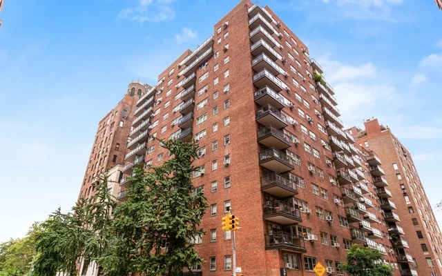 85 East End Avenue 0