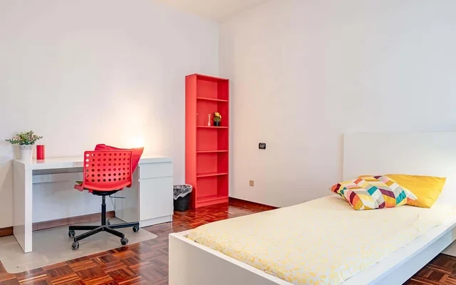 VIA ORNATO 110 A <br> PRIVATE ROOM S1 2