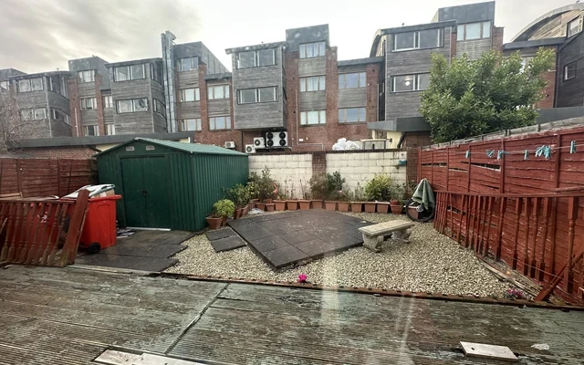 Poppintree Terrace 3