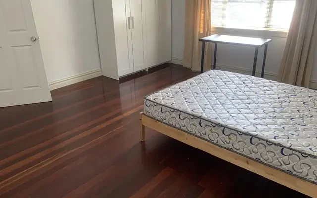 21 Willis St 3