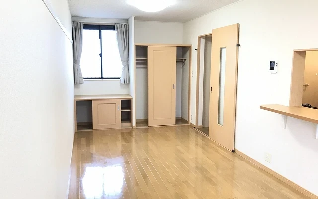 カーサ鳴門 - 鳴門市の学生向け宿泊施設 - 101号房间(带客厅/餐厅/独立厨房)