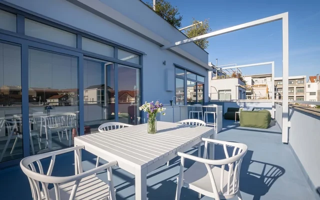 Watt Blue Terrace 3
