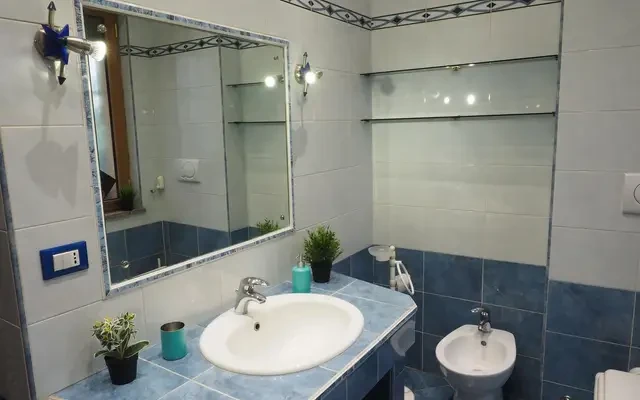 apartment near Via Rodolfo Renier 2