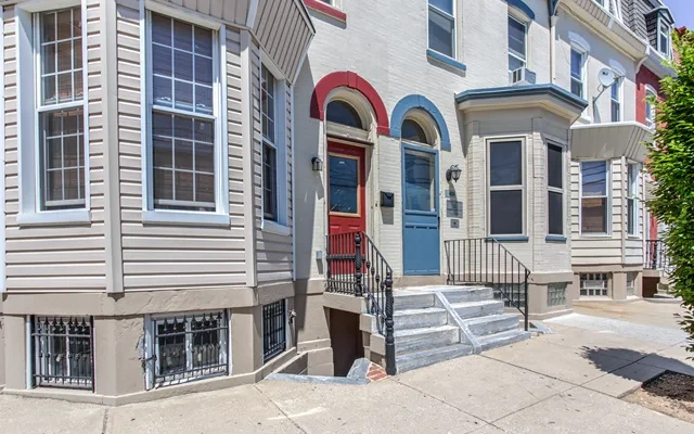 CA - 4059 Sansom Street 0