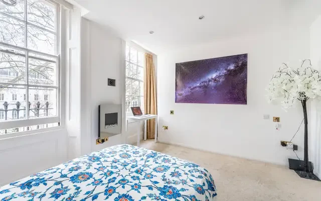 Westbourne Terrace, Bayswater, W2 4