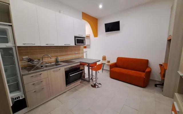 Apartment in Alzaia Naviglio Pavese, Milano for 35 m² 1