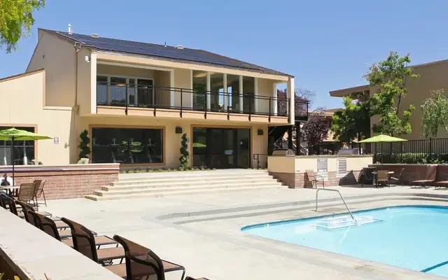 eaves Foster City 3