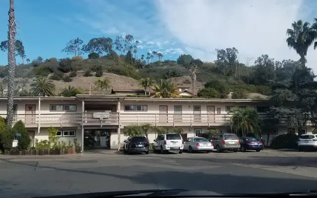 66 Ocean View Avenue - Santa Barbara student accommodation