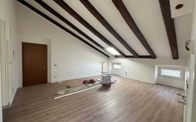 Apartment in Via Tivarnella, Trieste for 90 m² with 2 bedrooms 0