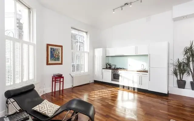 Ladbroke Grove, London, W10 5NE 2