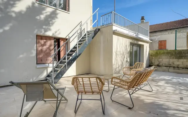 studio near Rue du Petit Bois 0