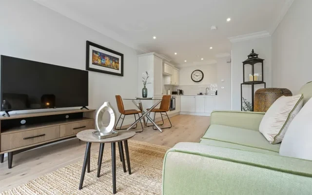 College Square Serviced Apartments 0