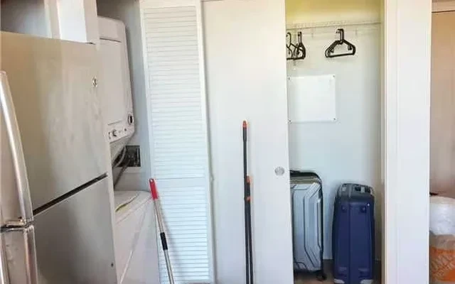 1047 Commonwealth Ave 3