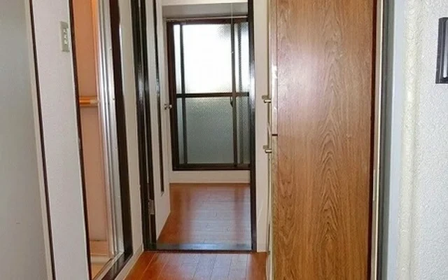 Giona Shin-Osaka 507 2