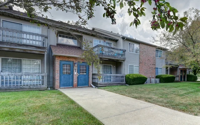 1203 Wesley Ave, Savoy, IL 61874 3