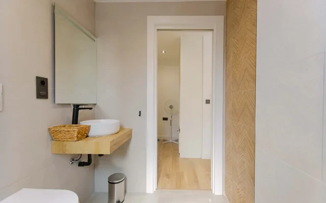 Apartment in Carrer de Vilafermosa, Valencia for 105 m² with 2 bedrooms 2
