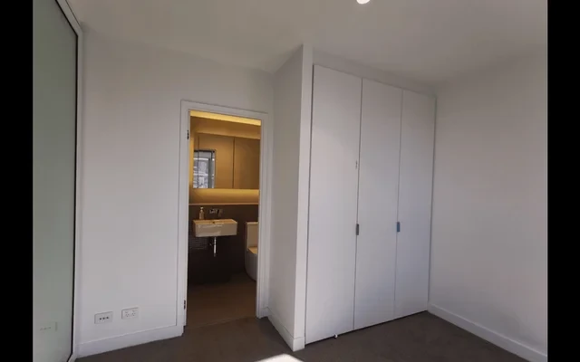 38 Rose Lane - Melbourne student accommodation - 3 Bedroom*2202