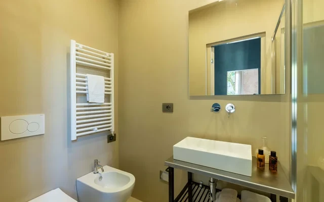 Apartment in Via Pietro Metastasio, Firenze for 32 m² with 1 bedrooms 2