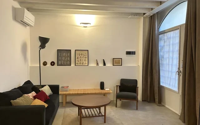 Appartamento in Via Alzaia Naviglio Pavese - zona Navigli, Darsena (ALZAIANAVIGLIOPAVESE6) 0