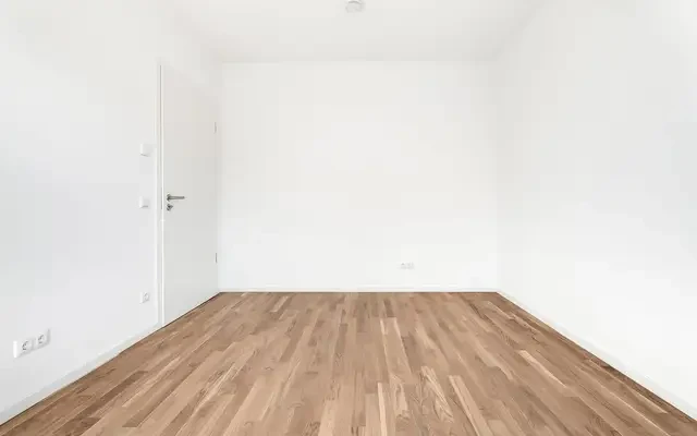 Unfurnished 2-bedroom apartment in Prinzenviertel 4