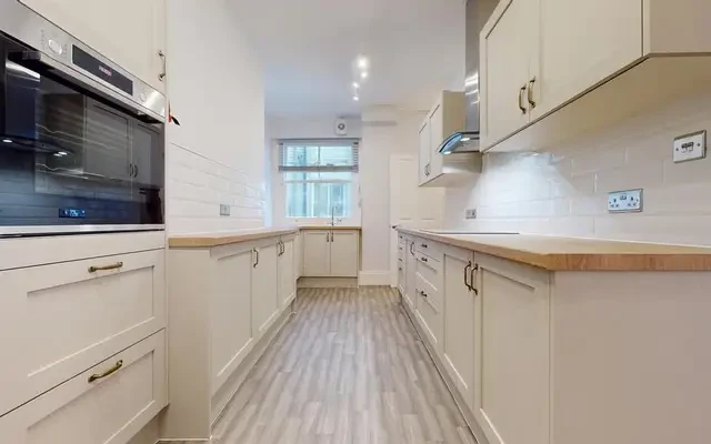 Transept Street 13443# 3