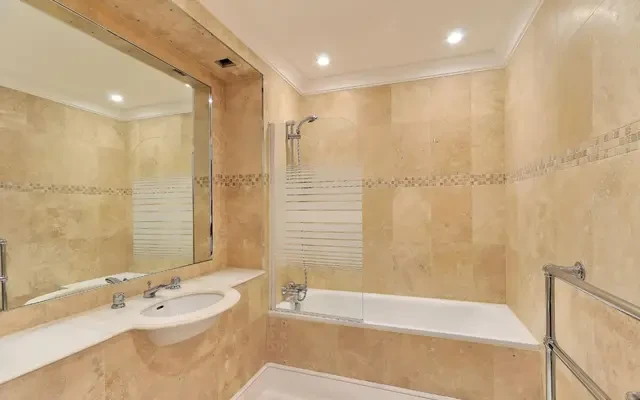Osprey Court, Star Place, London, E1W 1AG 3