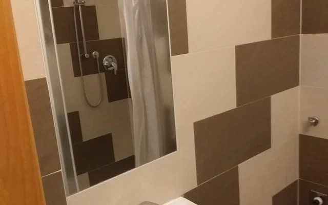 Via Stoppato 13 (S3) 4