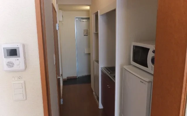 レオパレス里 2
