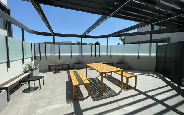 965 Dandenong Road 2