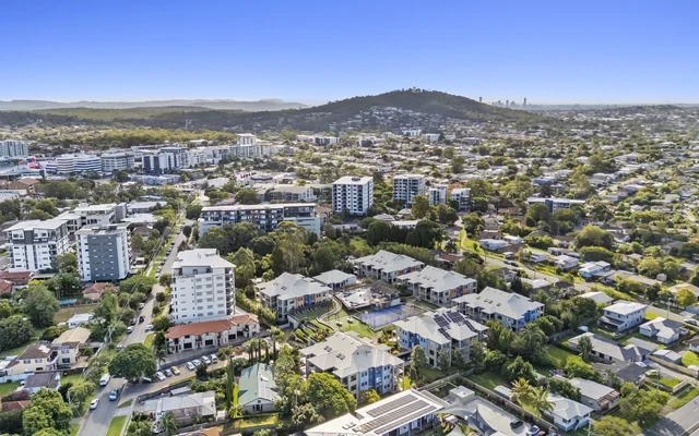 Upper Mount Gravatt 3