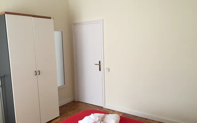 Calle Santa Maria de la Cabeza, 9 Madrid 1