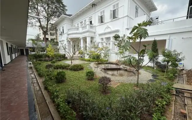 Westbourne Mansion 1