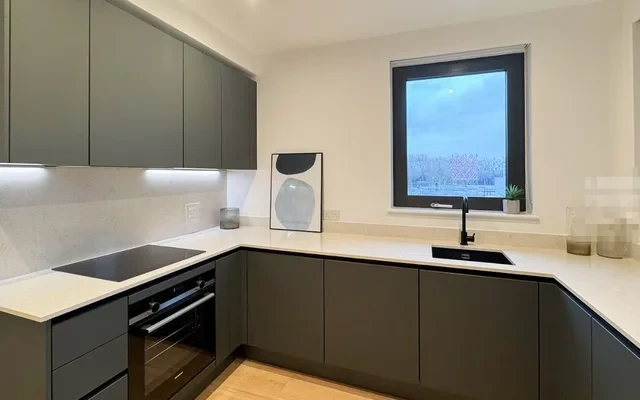 LCH-Sutherland Apartments 4