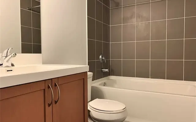830 Lawrence Ave W 2