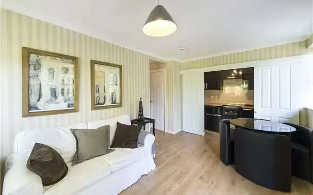 Brompton Park Crescent 2