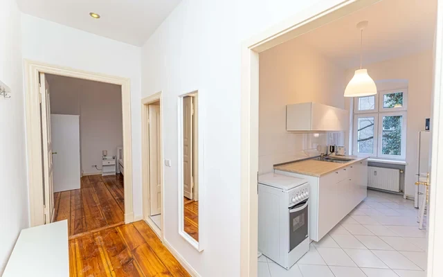 Studio Apartment 4