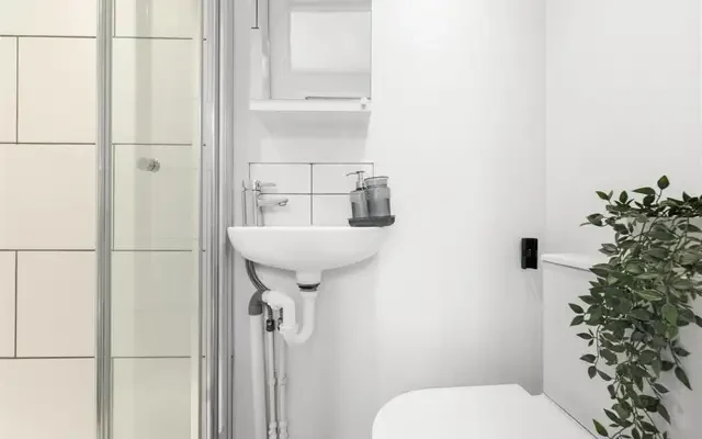 Stanwick Road, West Kensington 4