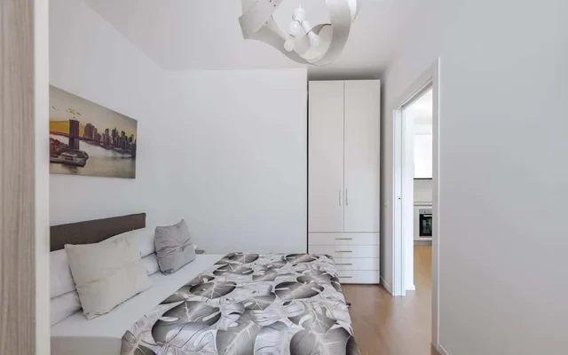 Apartment in Via Muzio Attendolo Detto Sforza, Milano for 45 m² with 1 bedrooms 4