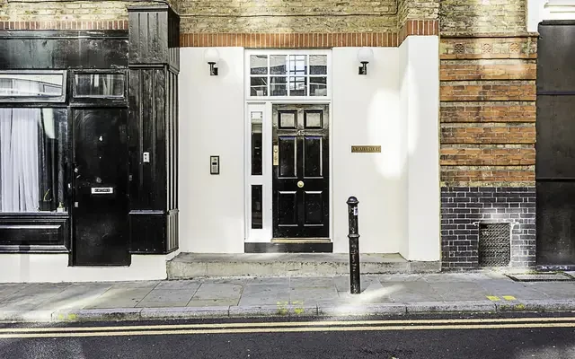 Old Castle Street 12185# 1